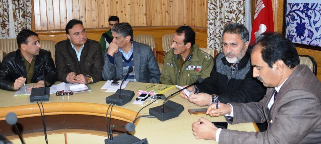 Gurez road expected to be opened on April 25, Peer ki Gali on April 07